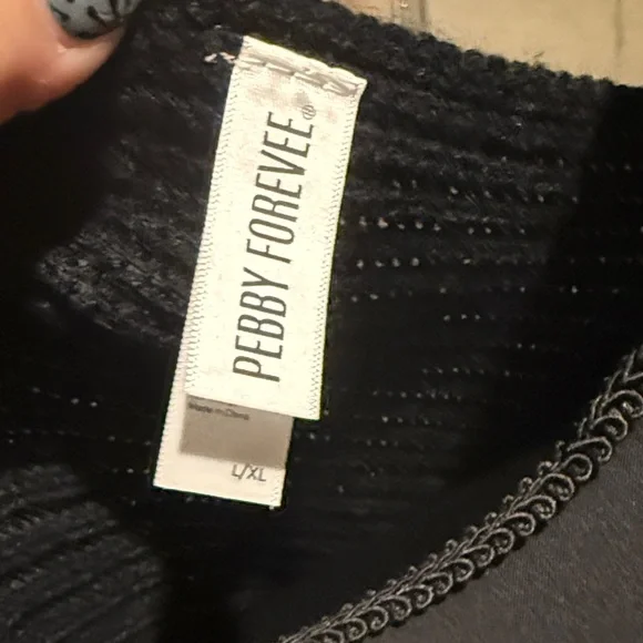 Chic Black Sweater with Studded Accents - Picture 2 of 7